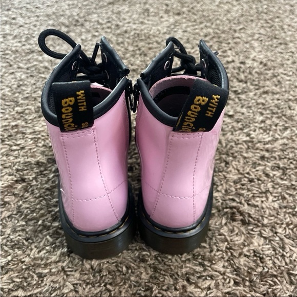 Dr Martens, shiny pink boots, kids size 2 - Picture 3 of 8